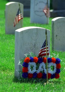 DECORATED_GRAVE_Memorial_Day Memorial Day Grave